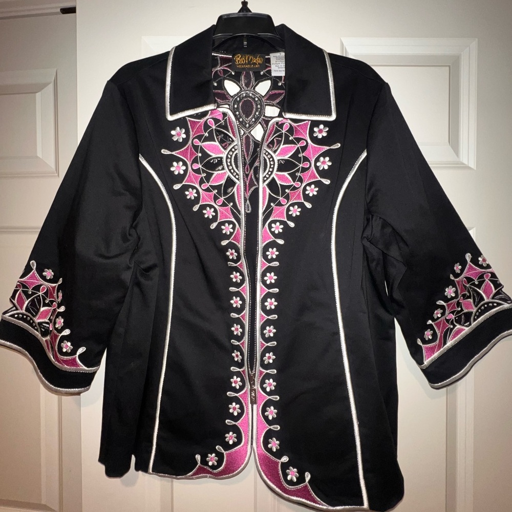 Bob Mackie 3 Quarter Inch Zip Jacket; Excellent Condition; LARGE